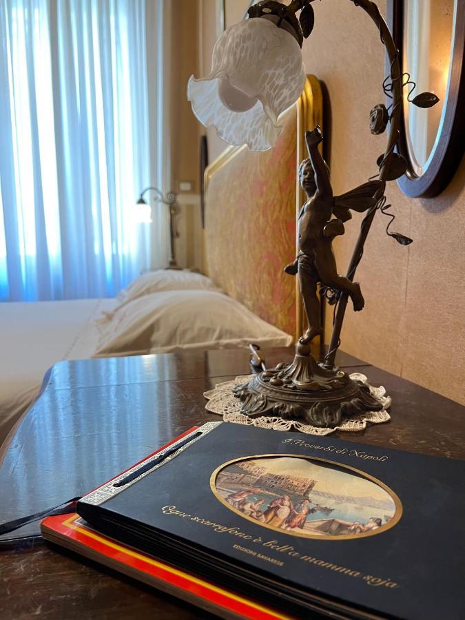 B&B Michelangelo Napoli Ngoại thất bức ảnh