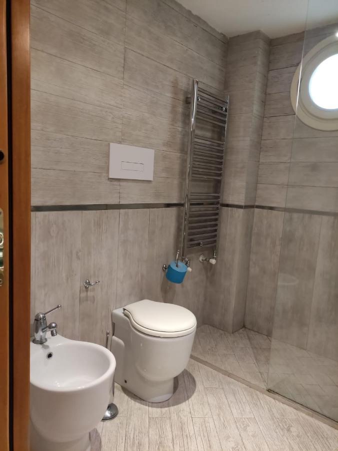 B&B Michelangelo Napoli Ngoại thất bức ảnh
